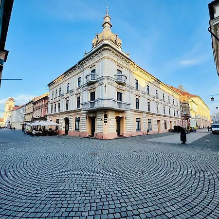 Joy Augustin 1 Apartment *